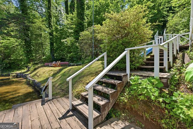 6448 Crow Creek Road, Lakemont, GA 30552