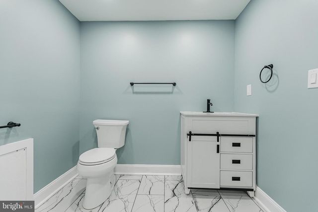 825 S 60TH ST, Philadelphia, PA 19143