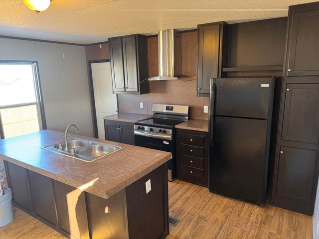 224 Atrisco Vista Boulevard SW TRLR 38, Albuquerque, NM 87121