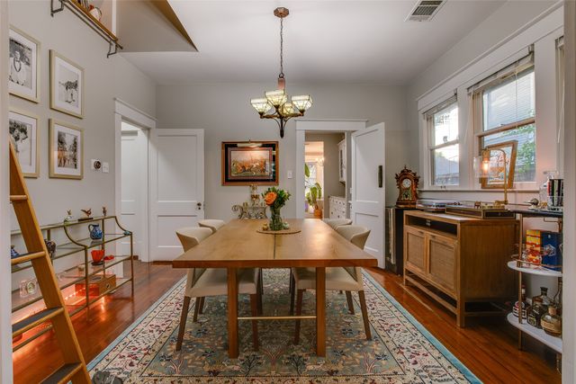 307 S Rosemont Avenue, Dallas, TX 75208