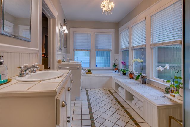 307 S Rosemont Avenue, Dallas, TX 75208