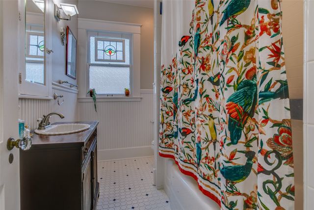 307 S Rosemont Avenue, Dallas, TX 75208