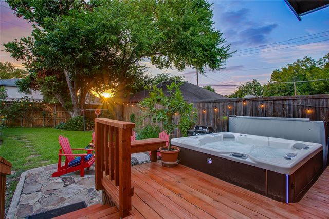 307 S Rosemont Avenue, Dallas, TX 75208