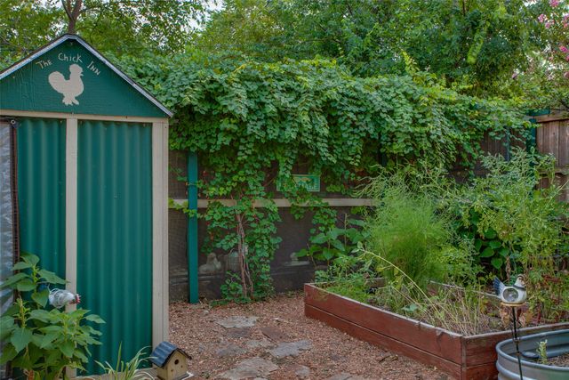 307 S Rosemont Avenue, Dallas, TX 75208