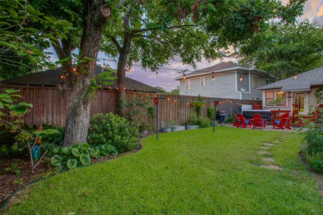 307 S Rosemont Avenue, Dallas, TX 75208