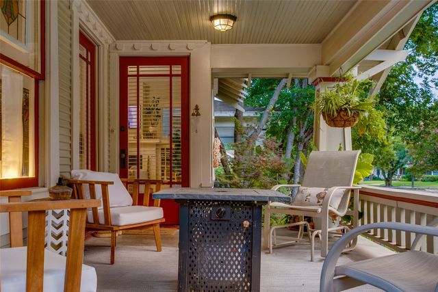 307 S Rosemont Avenue, Dallas, TX 75208