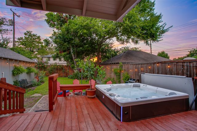 307 S Rosemont Avenue, Dallas, TX 75208