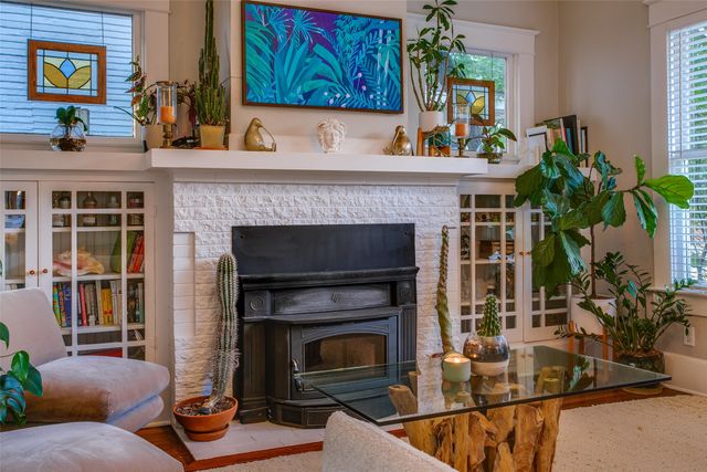 307 S Rosemont Avenue, Dallas, TX 75208