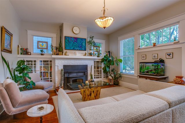 307 S Rosemont Avenue, Dallas, TX 75208