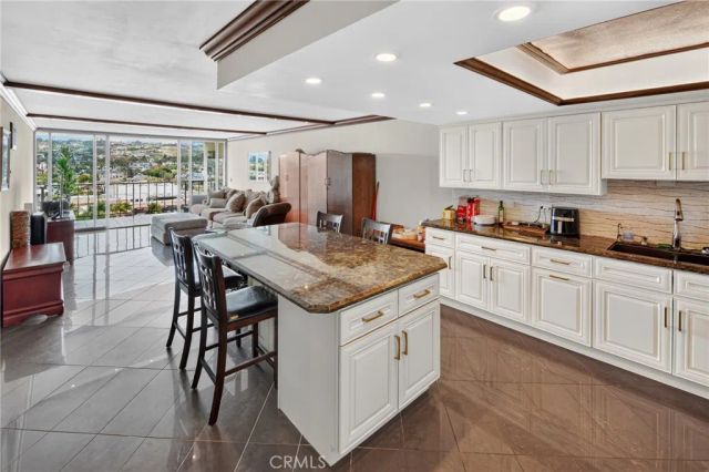 4944 Cass Street 1101, San Diego, CA 92109