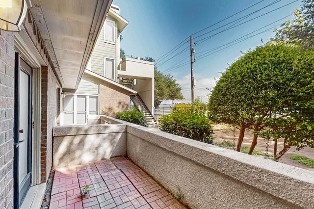 9611 Walnut Street 1105, Dallas, TX 75243