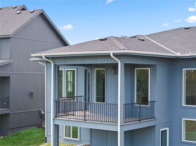 18405 Caenen Street, Overland Park, KS 66013