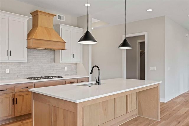 18405 Caenen Street, Overland Park, KS 66013