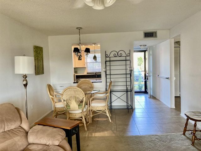 304 47TH AVENUE DRIVE W 112, Bradenton, FL 34207