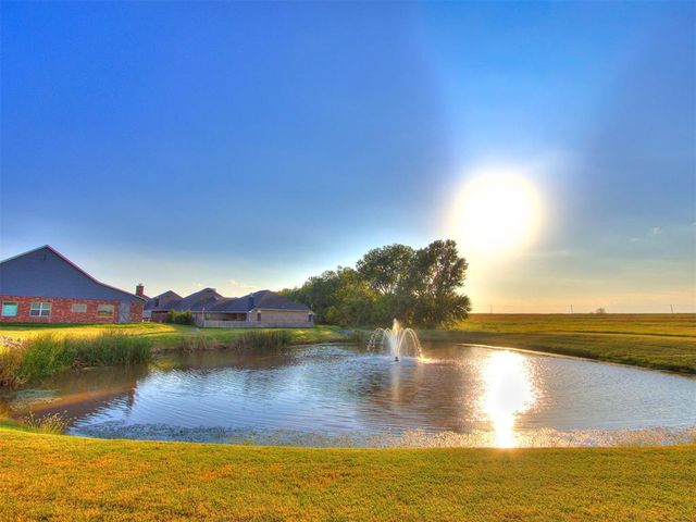 617 Side Track Road, Yukon, OK 73099