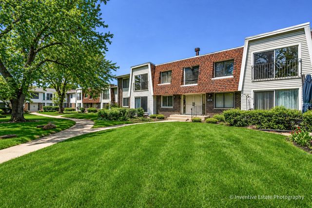 2711 Hobson Road 5, Woodridge, IL 60517