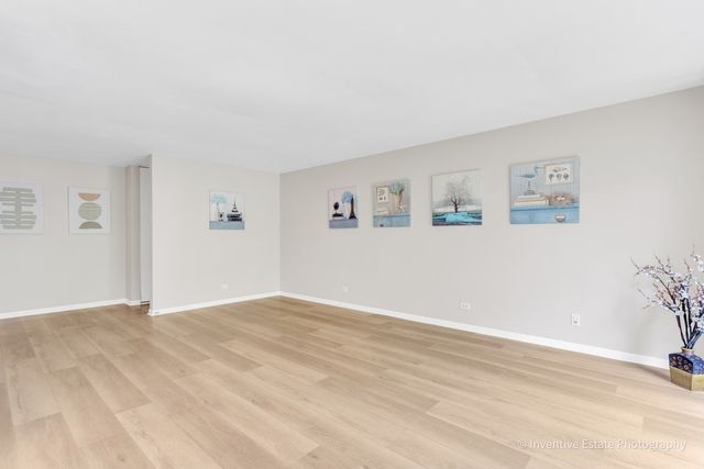 2711 Hobson Road 5, Woodridge, IL 60517