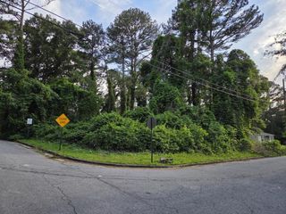 93 Finch Drive SE, Atlanta, GA 30315