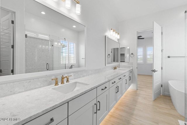 21816 N 59th Street, Phoenix, AZ 85054