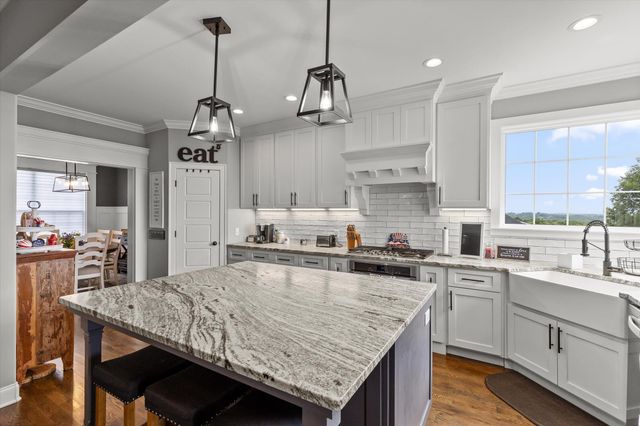 10926 High River Drive, Soddy Daisy, TN 37379