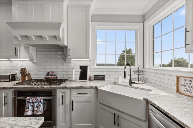 10926 High River Drive, Soddy Daisy, TN 37379