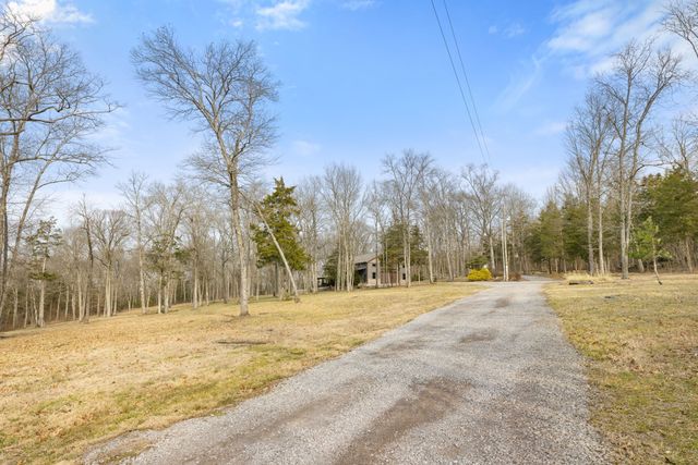 3888 Coleman Hill Rd, Rockvale, TN 37153