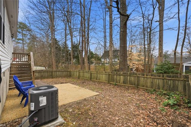 942 Pheasant RN, Williamsburg, VA 23188