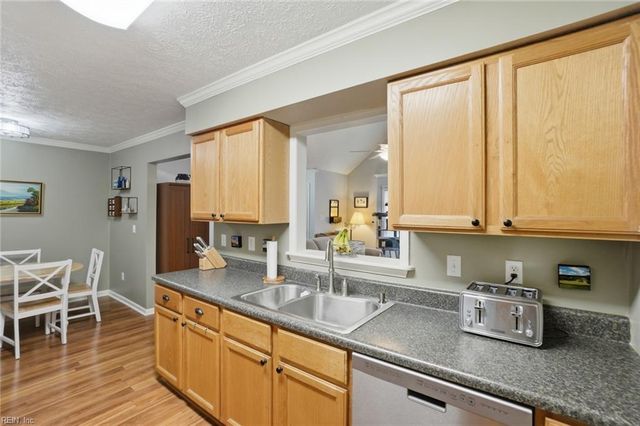 942 Pheasant RN, Williamsburg, VA 23188