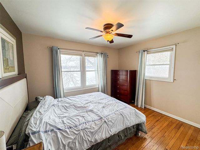 4028 Loon Lake Court, Fenton Charter Township, MI 48451