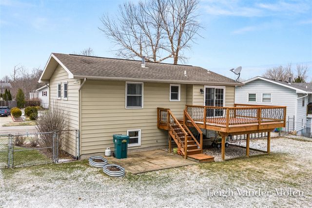 1410 Beckwith Avenue, Grand Rapids, MI 49505