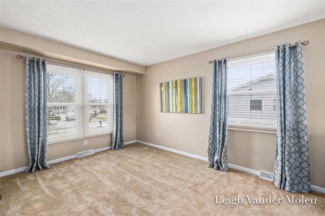 1410 Beckwith Avenue, Grand Rapids, MI 49505