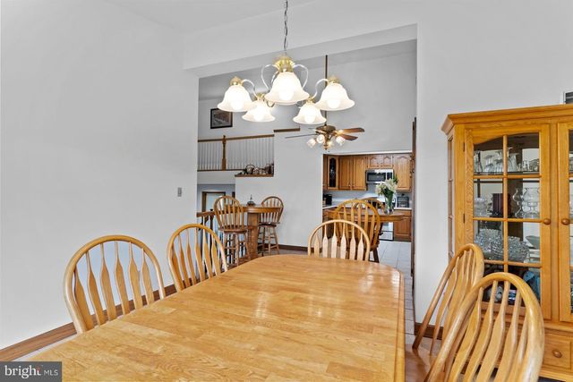 924 W TRINDLE ROAD, Mechanicsburg, PA 17055