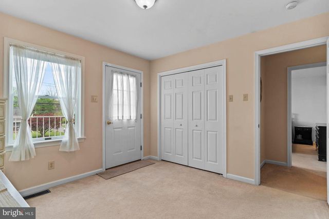 924 W TRINDLE ROAD, Mechanicsburg, PA 17055