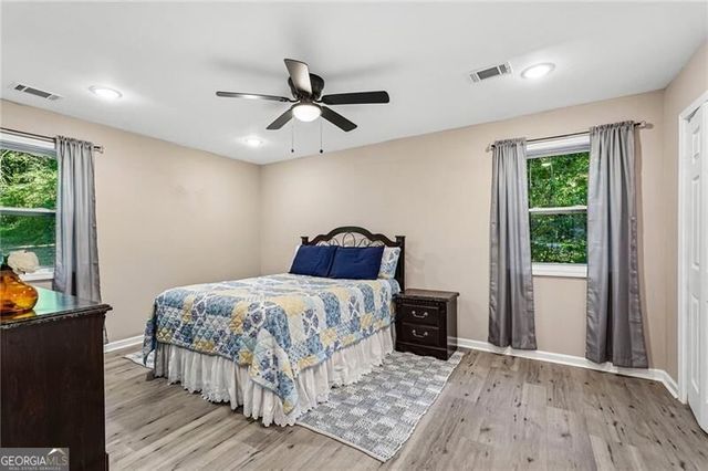 665 S Eugenia Place NW, Atlanta, GA 30318