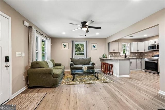 665 S Eugenia Place NW, Atlanta, GA 30318
