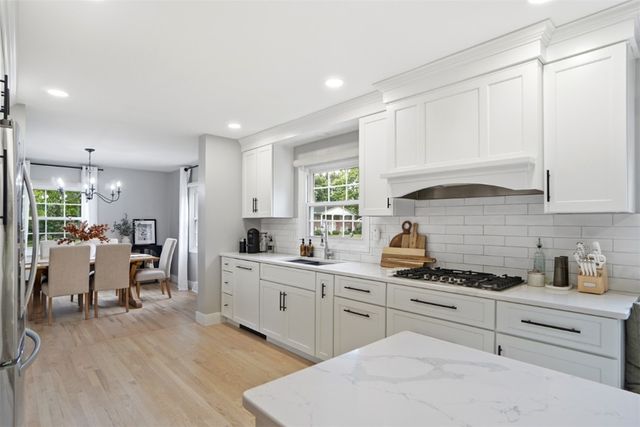 8755 Meadowview Drive, West Chester, OH 45069