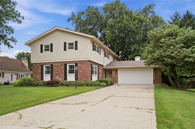 8755 Meadowview Drive, West Chester, OH 45069