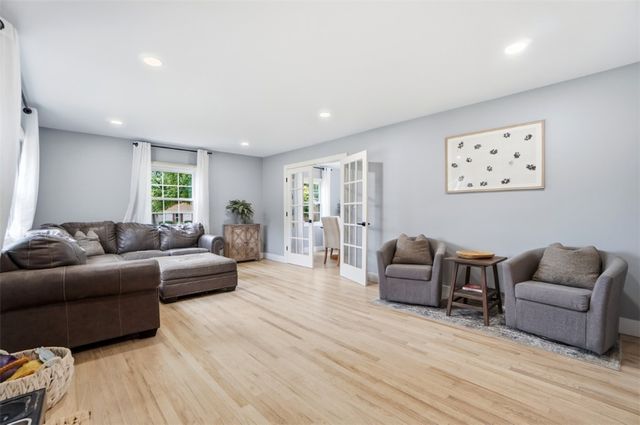 8755 Meadowview Drive, West Chester, OH 45069