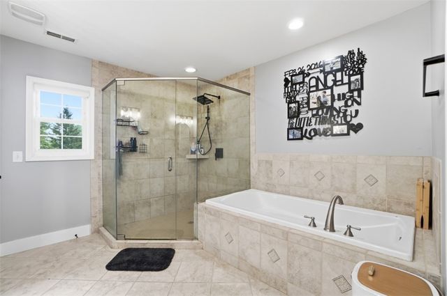 8755 Meadowview Drive, West Chester, OH 45069