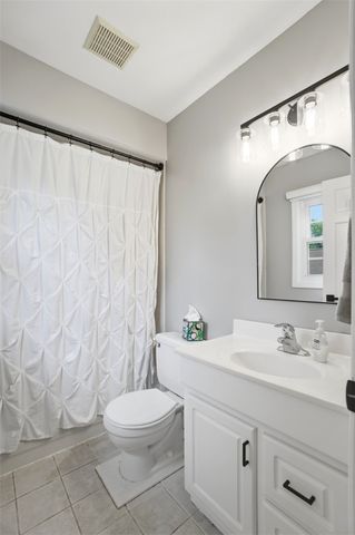 8755 Meadowview Drive, West Chester, OH 45069