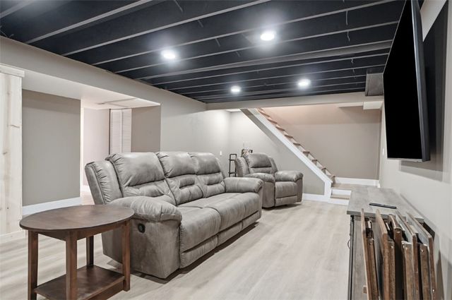 8755 Meadowview Drive, West Chester, OH 45069