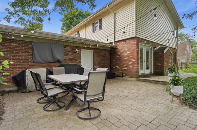 8755 Meadowview Drive, West Chester, OH 45069