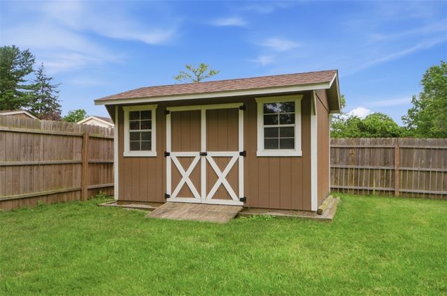 8755 Meadowview Drive, West Chester, OH 45069