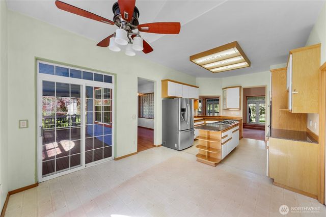 4077 Tarte Rd, Blaine, WA 98230