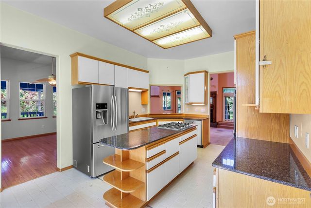 4077 Tarte Rd, Blaine, WA 98230
