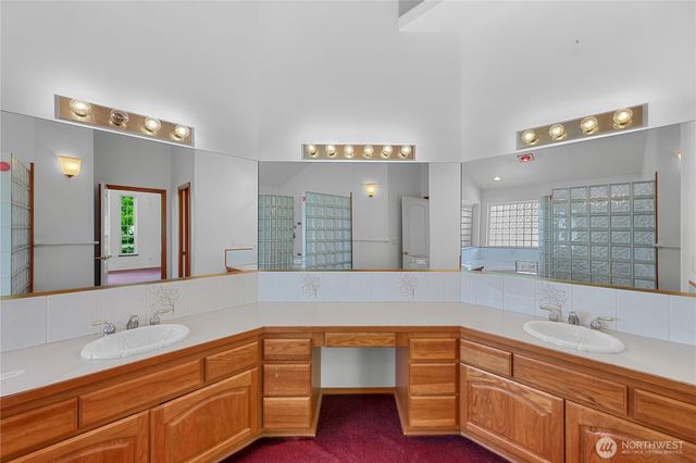 4077 Tarte Rd, Blaine, WA 98230