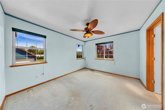 4077 Tarte Rd, Blaine, WA 98230
