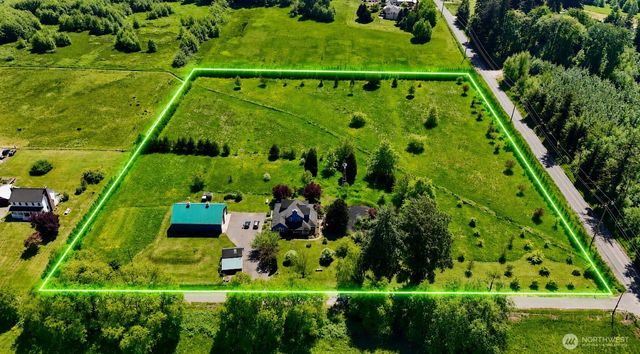 4077 Tarte Rd, Blaine, WA 98230