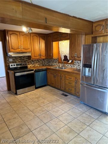 110 Vine Avenue, Sallisaw, OK 74955