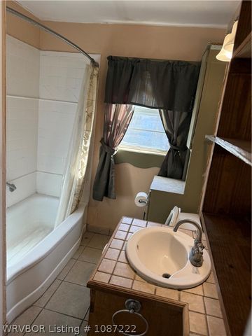 110 Vine Avenue, Sallisaw, OK 74955